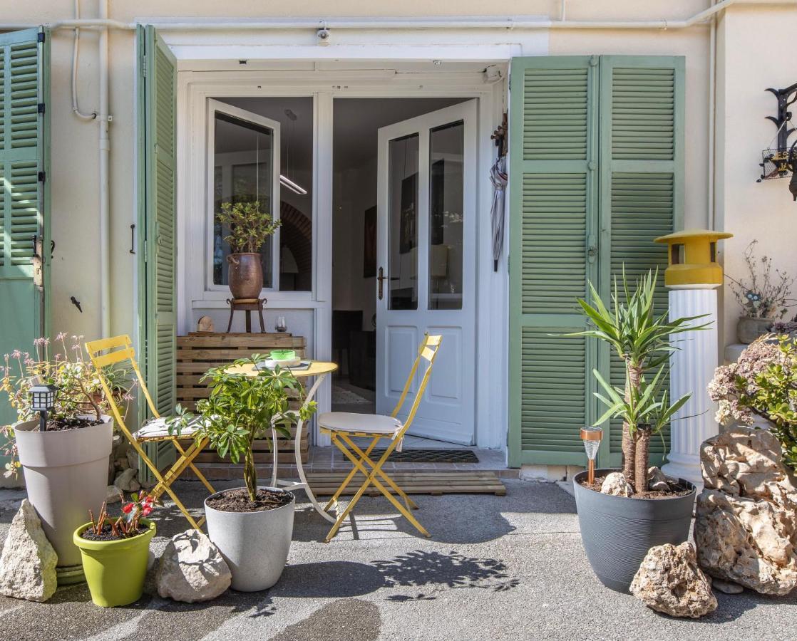 Апартаменты ,,La Chaumiere D'Azur” Рокебрюн — Кап-Мартен Экстерьер фото